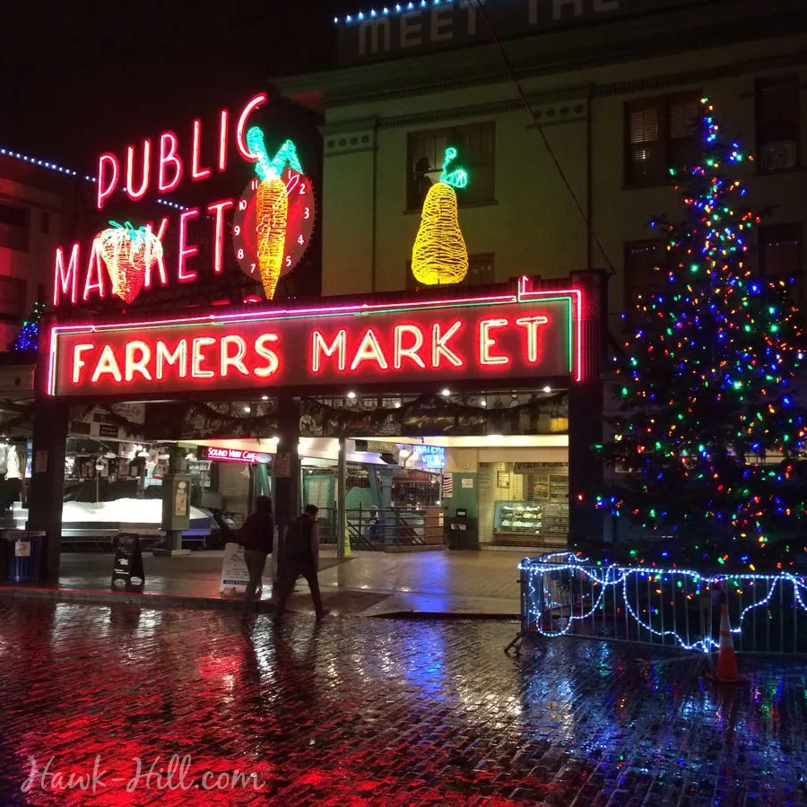 Pike place at night
