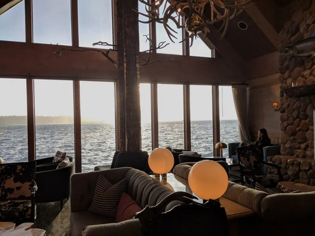 Best pike place sit and chill spots
