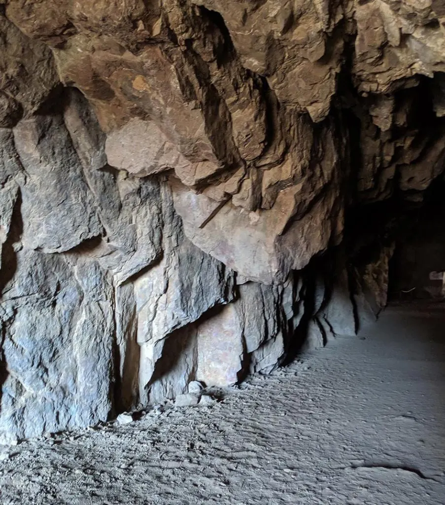Hh cuevas de anzota chile 13