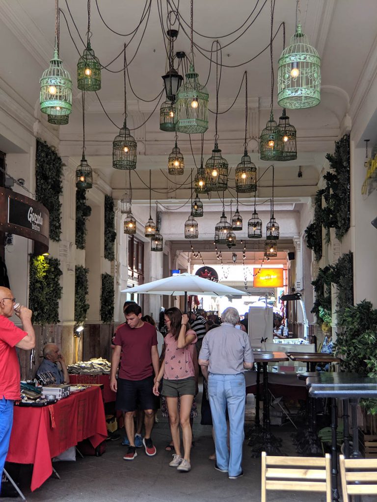 Budapest is famous for the ruin bars, which on sunday morning are sometimes converted into flea markets, art sales, or even plant sales.