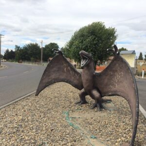 Seattle day trip: dinosaur building & desert hiking in granger, wa