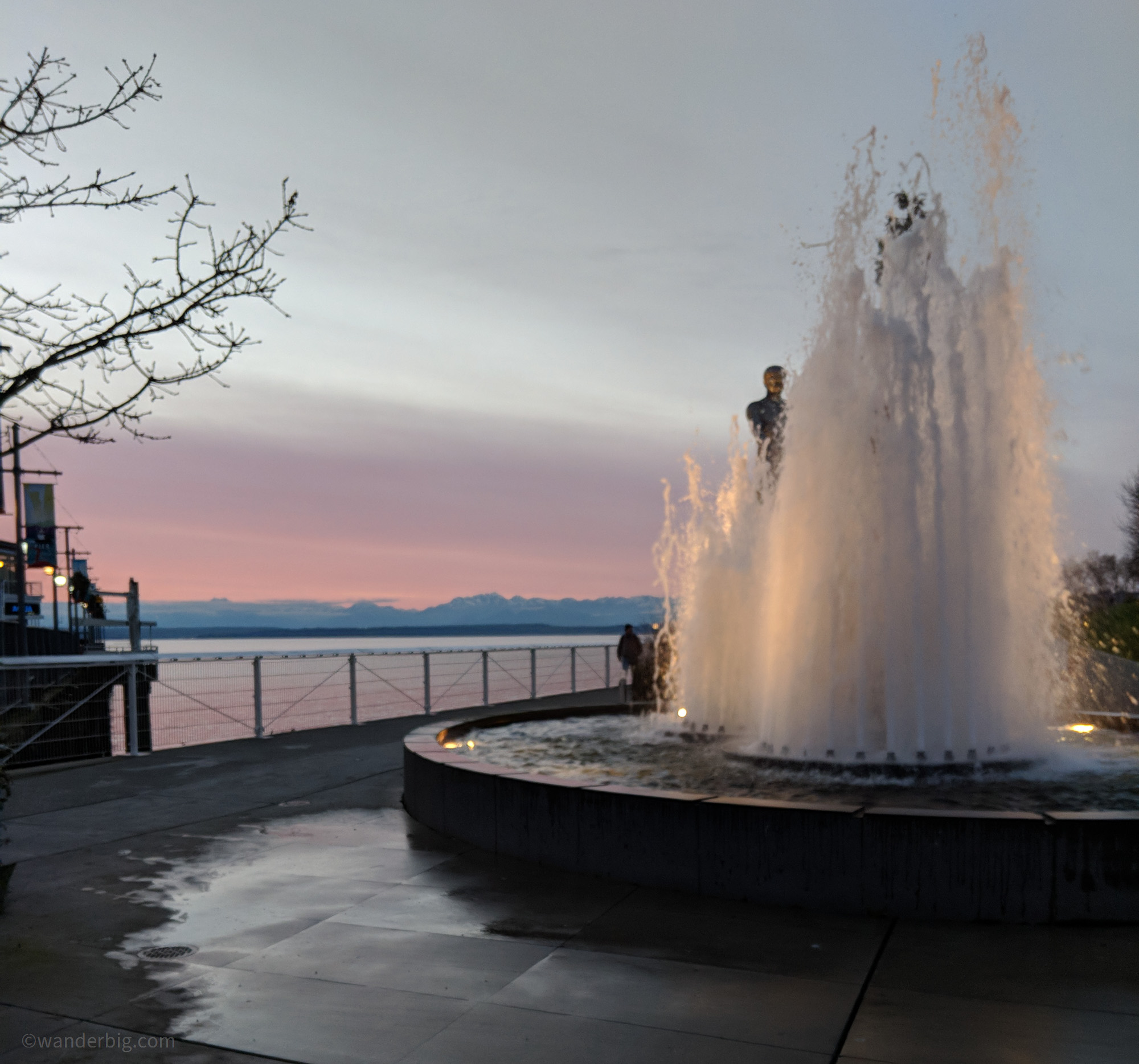Art installation at the olympic sculpture park.