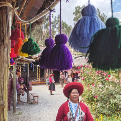 Visiting the quechua weavers in chinchero peru