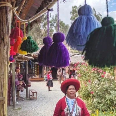 Visiting the quechua weavers in chinchero peru