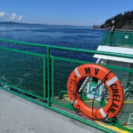 How to get from pike place market to the bainbridge island ferry