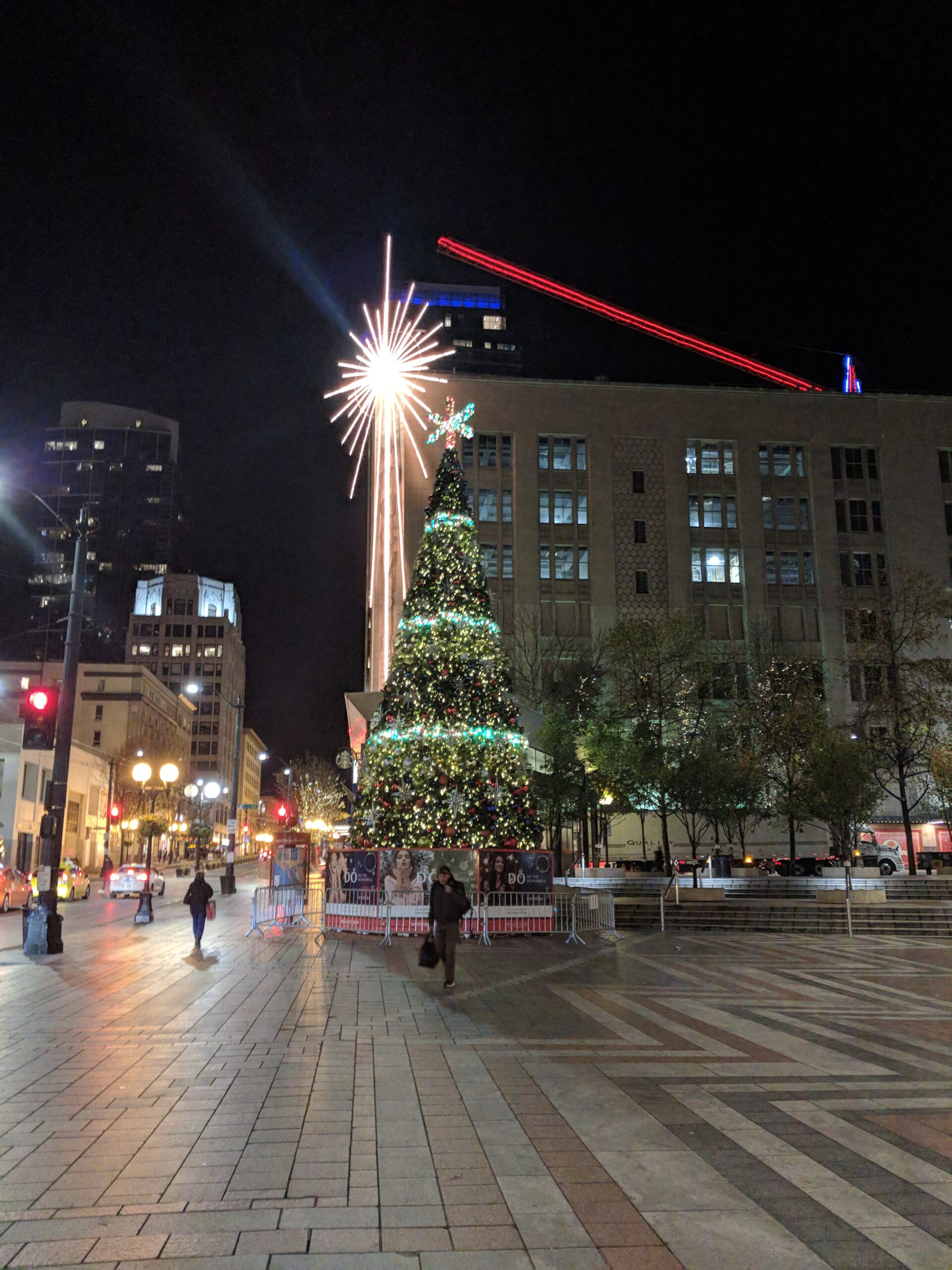 Christmas tree in downtown seattle.
