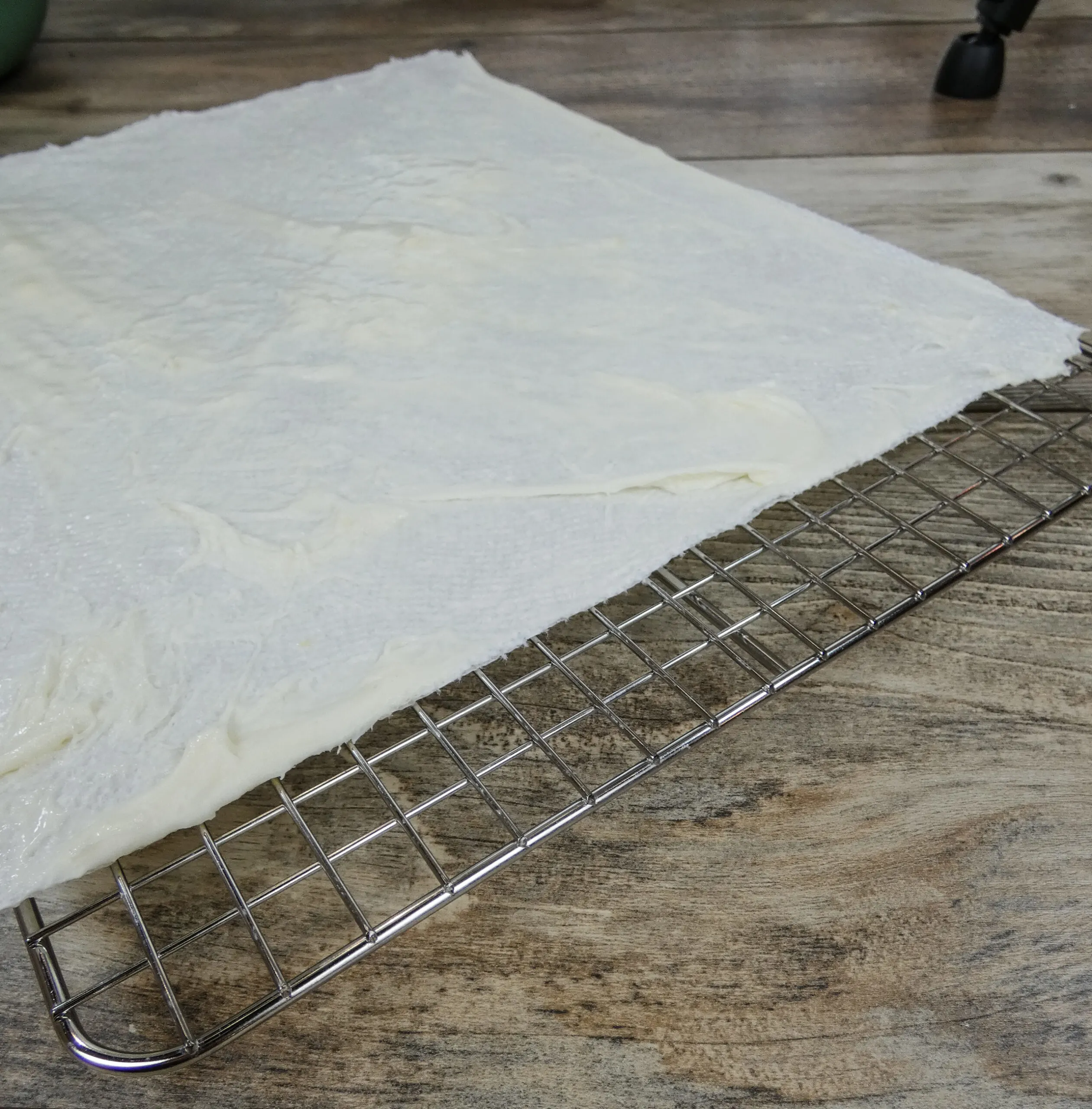 A homemade laundry detergent sheet