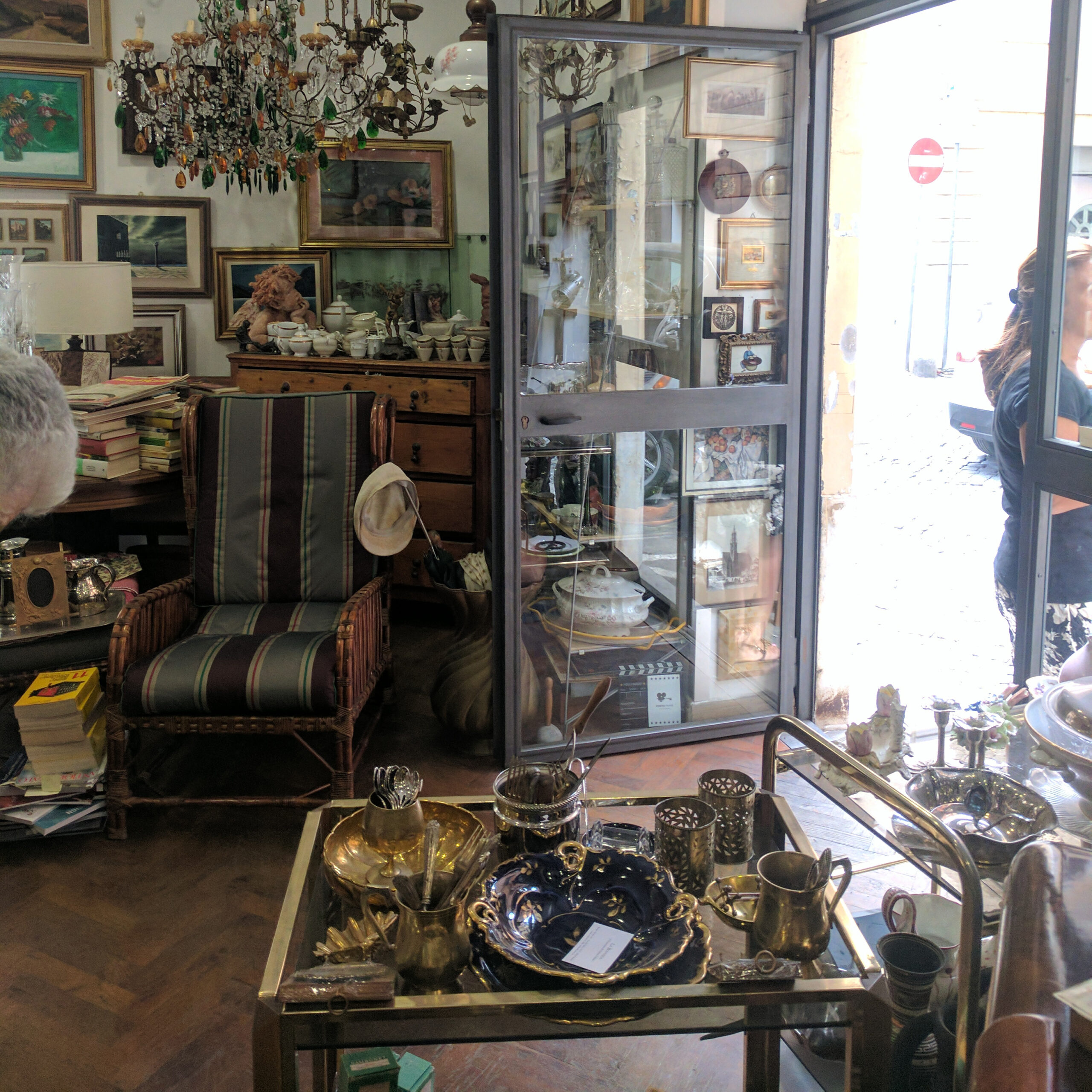 An antique shop near the vatican.