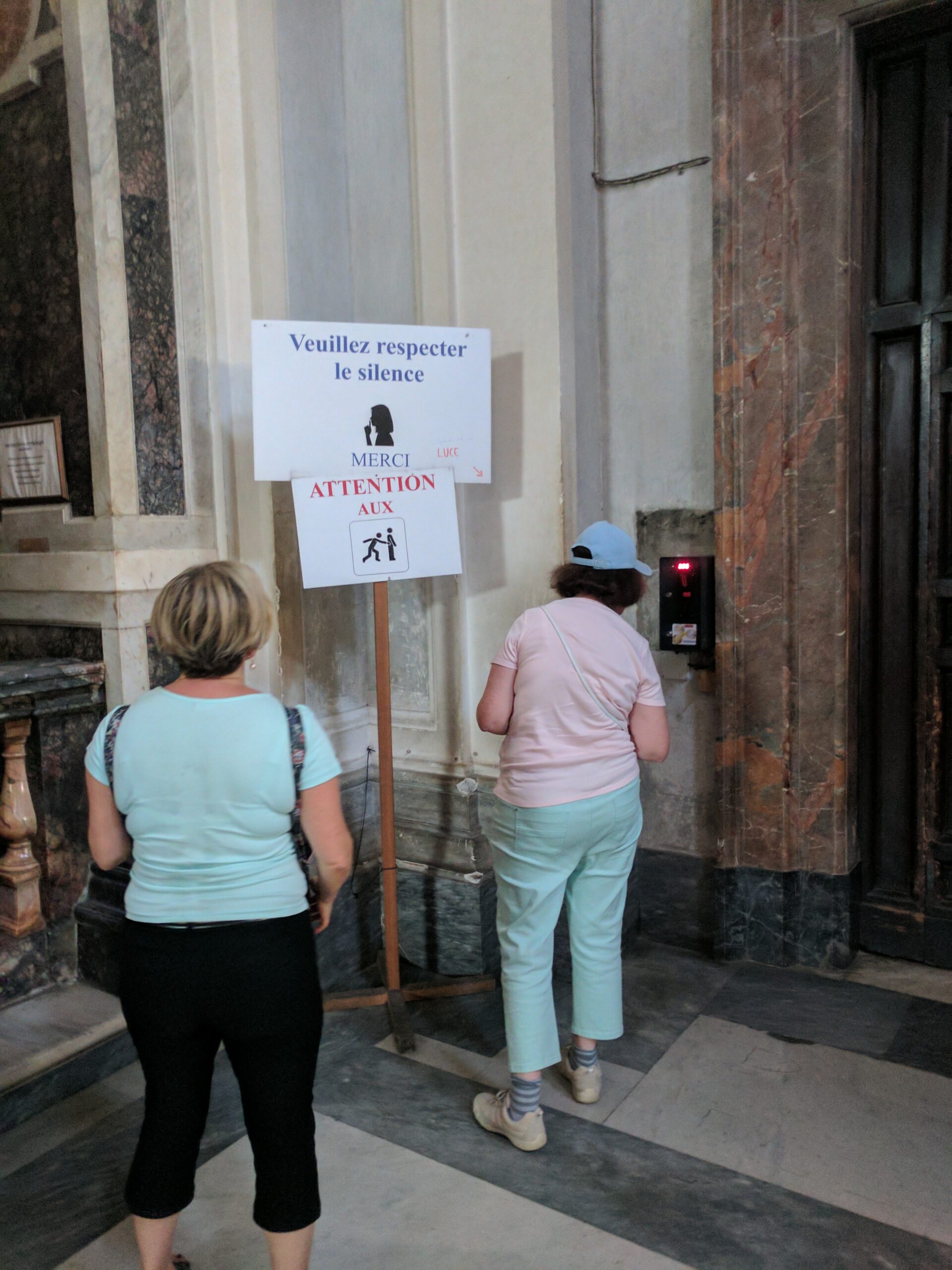 The mechanism to light caravaggio paintings in rome.