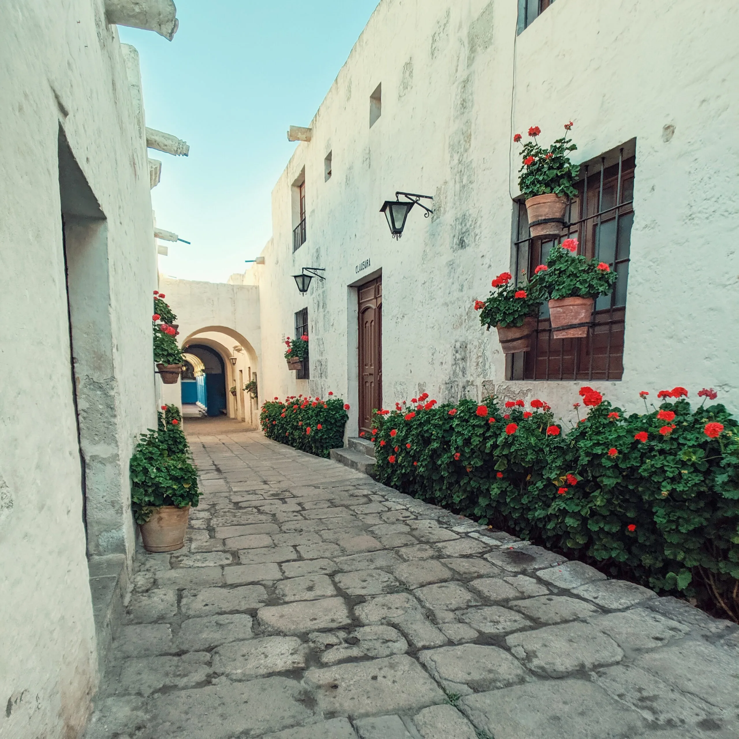 A walkway in monasterio de santa catalina in arequipa, peru