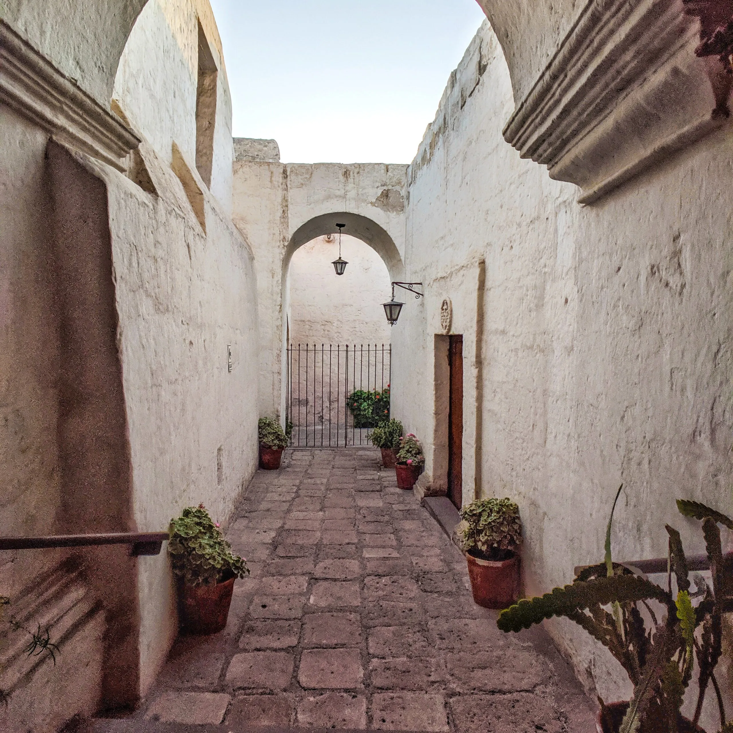 A walkway in monasterio de santa catalina in arequipa, peru